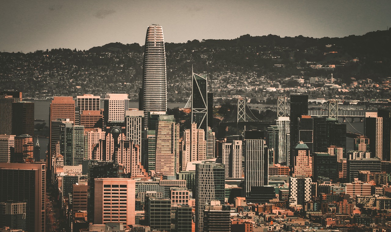 澳网：郑钦文赛前训练.